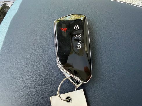 New 2025 Volkswagen ID.4 Pro S image 36