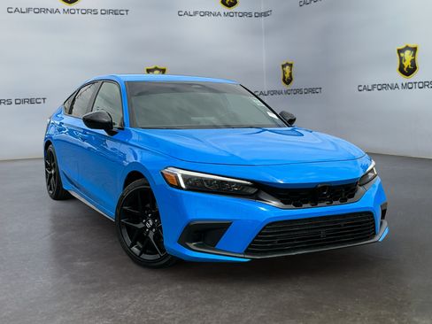 Used 2024 Honda Civic Sport image 3