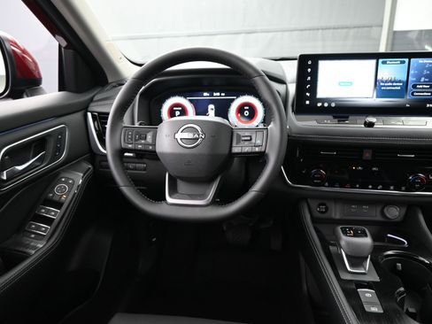 New 2026 Nissan Rogue Platinum w/ Platinum Premium Package image 13