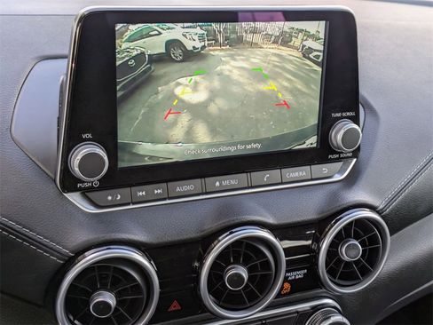 Used 2024 Nissan Sentra SV image 17