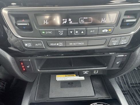 Used 2022 Honda Ridgeline Black Edition image 22