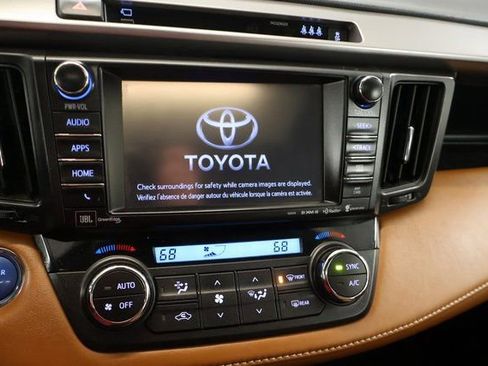 Used 2017 Toyota RAV4 Limited image 21