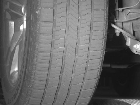 Used 2018 Chevrolet Silverado 1500 Custom w/ Custom Value Package image 14