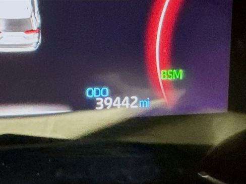 Used 2024 Toyota RAV4 XLE image 19