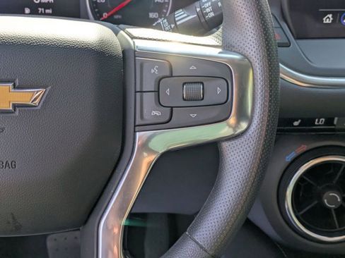 Used 2025 Chevrolet Blazer LT image 21
