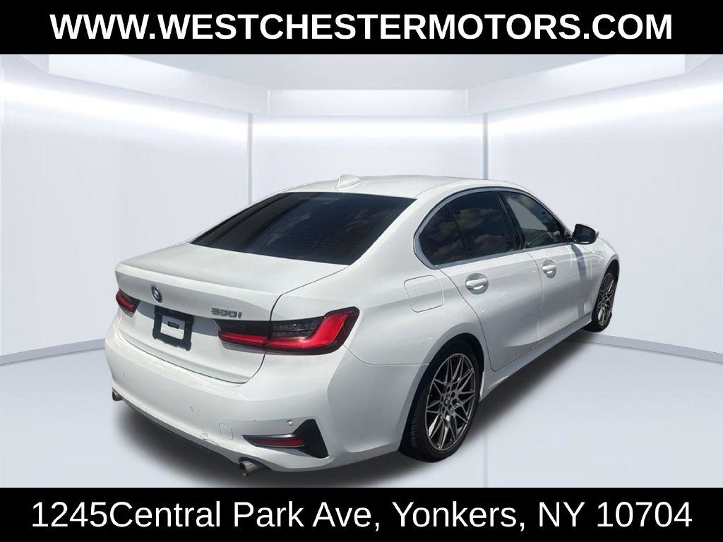 Used 2021 BMW 330i Sedan w/ Convenience Package RWD image 4