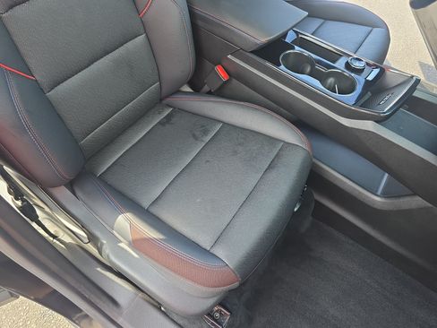 Used 2026 Chevrolet Equinox RS FWD image 10