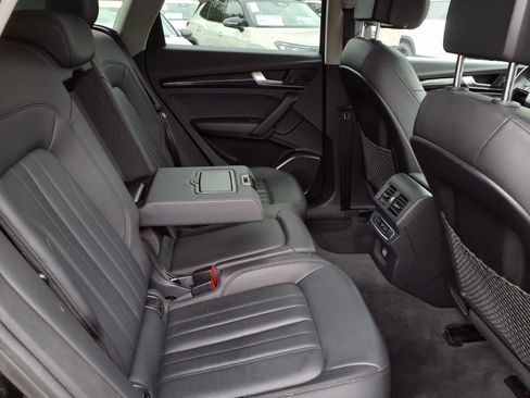 Used 2020 Audi Q5 2.0T Premium w/ Convenience Package AWD/4WD image 22