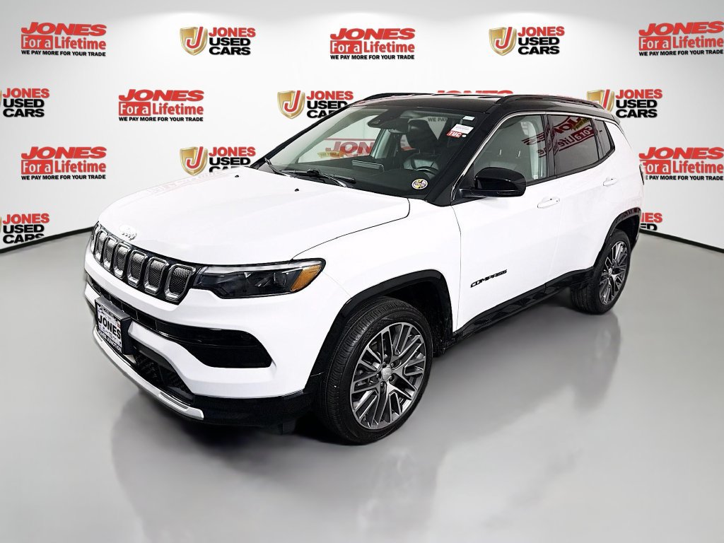 Used 2022 Jeep Compass Limited w/ Elite Group AWD/4WD image 13