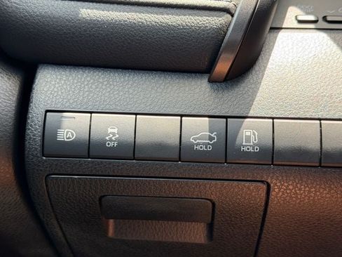 Used 2022 Toyota Camry LE FWD image 24
