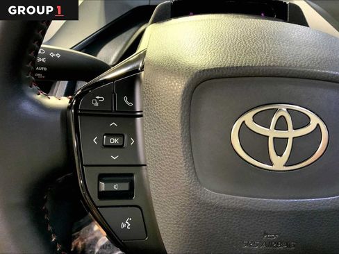 Used 2024 Toyota Prius Prime FWD image 47