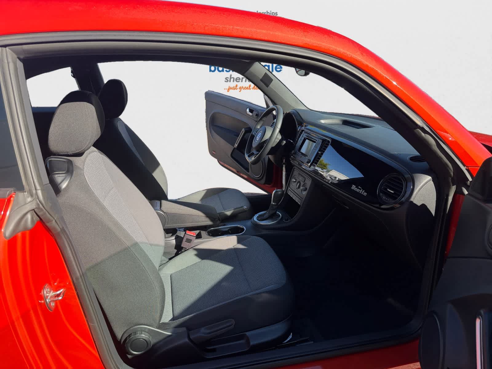 Used 2019 Volkswagen Beetle 2.0T S FWD image 23