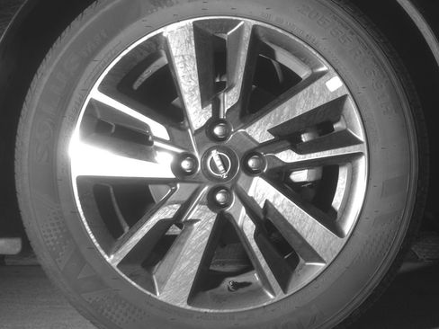 Used 2025 Nissan Versa SV FWD image 13