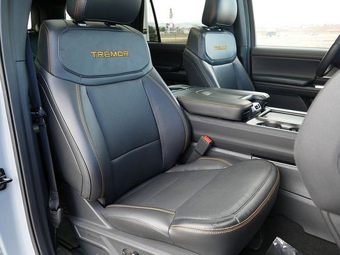 Used 2025 Ford Expedition Tremor image 77