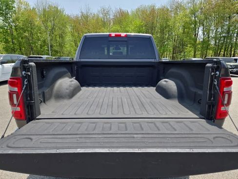 Used 2022 RAM 2500 Laramie AWD/4WD image 39