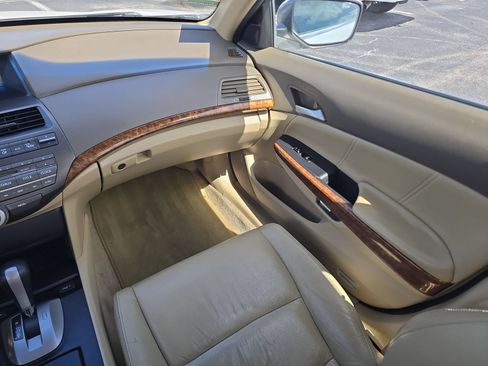 Used 2010 Honda Accord EX-L image 12