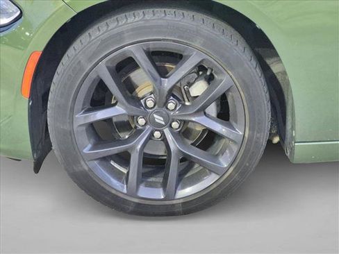Used 2021 Dodge Charger SXT w/ Blacktop Package RWD image 9