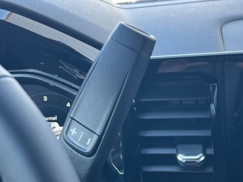 New 2026 GMC Sierra 1500 Elevation image 18