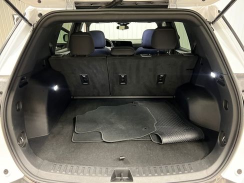 Certified 2025 Chevrolet Equinox LT image 12