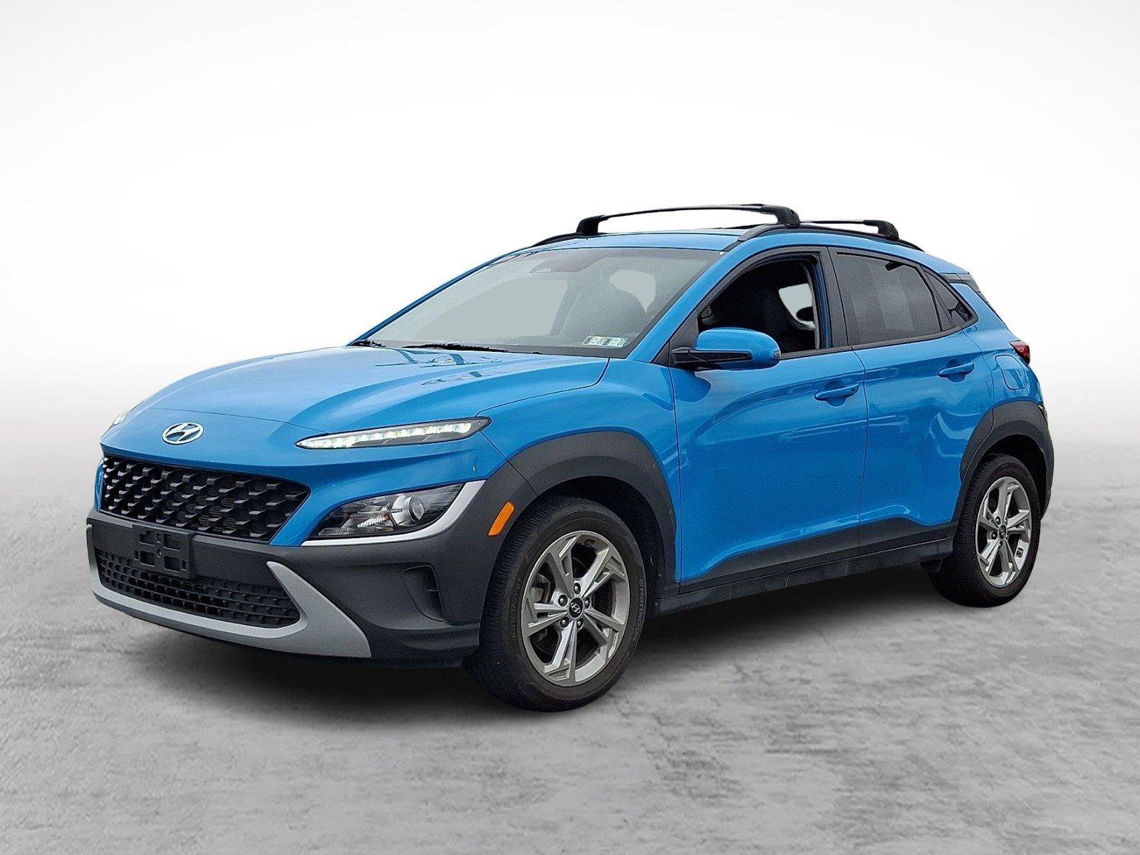 Used 2023 Hyundai Kona SEL AWD/4WD image 3