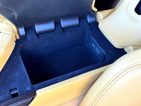 Used 2025 Chevrolet Corvette E-Ray w/ Stealth Interior Trim Package image 29