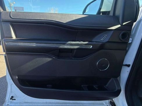 Used 2019 Ford Expedition XLT w/ Equipment Group 201A image 18
