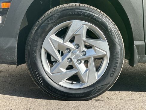 Certified 2025 Hyundai Kona SE AWD/4WD image 30