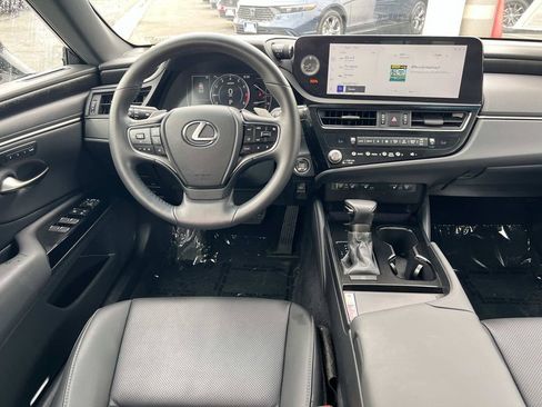 Used 2023 Lexus ES 350 w/ Premium Package FWD image 7