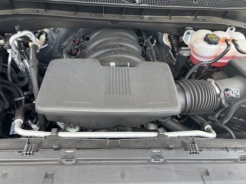 Used 2025 Chevrolet Tahoe High Country AWD/4WD image 10