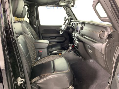 Used 2021 Jeep Wrangler Unlimited Sahara AWD/4WD image 40