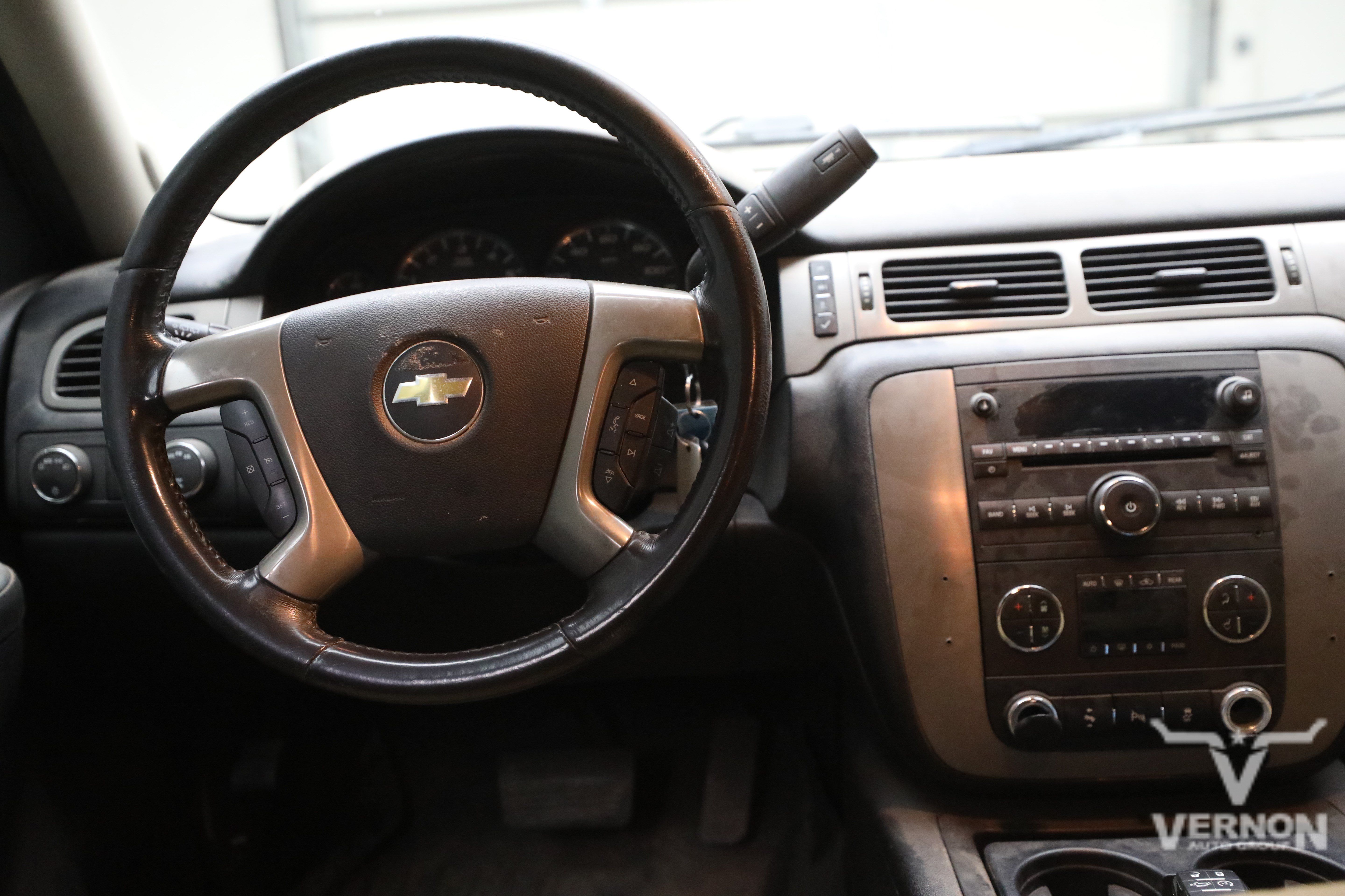 Used 2014 Chevrolet Tahoe LT w/ Suspension Package, Off-Road AWD/4WD image 9