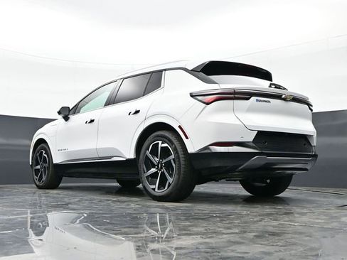 Used 2025 Chevrolet Equinox EV LT w/ Convenience Package FWD image 38