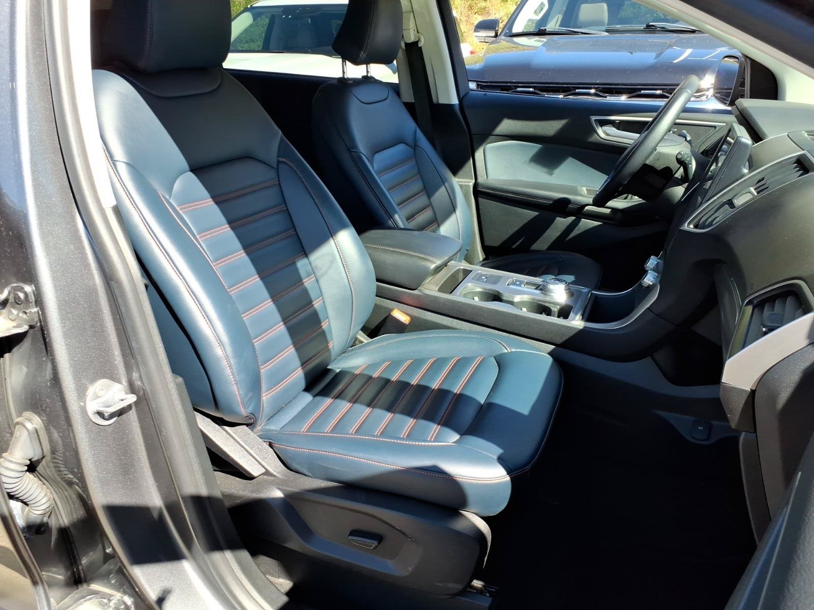 Certified 2024 Ford Edge SEL w/ Sport Appearance Package AWD/4WD image 8