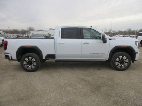 New 2026 GMC Sierra 2500 Denali image 3
