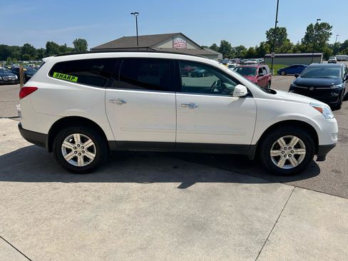 Used 2012 Chevrolet Traverse LT FWD image 4