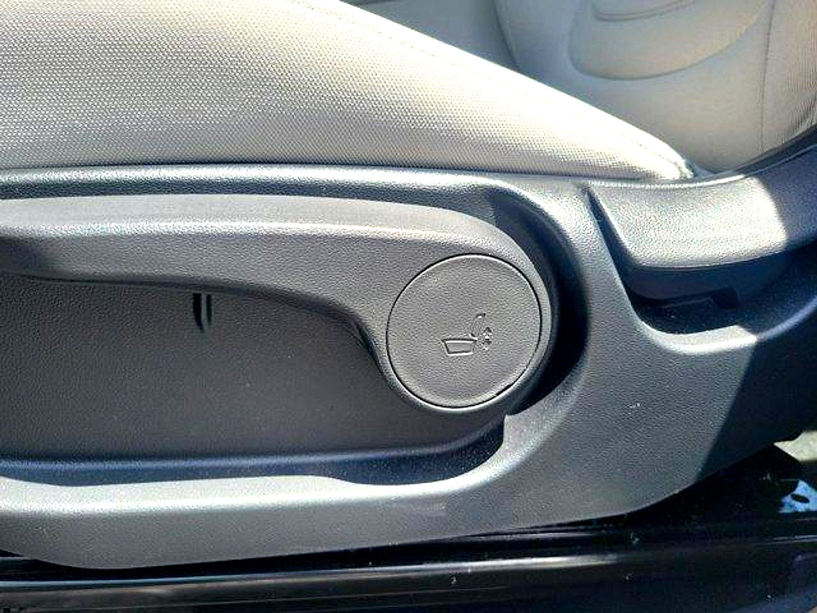 Used 2025 Hyundai Tucson SE FWD image 20