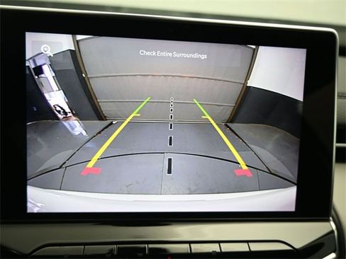 Used 2024 Jeep Compass Limited image 15