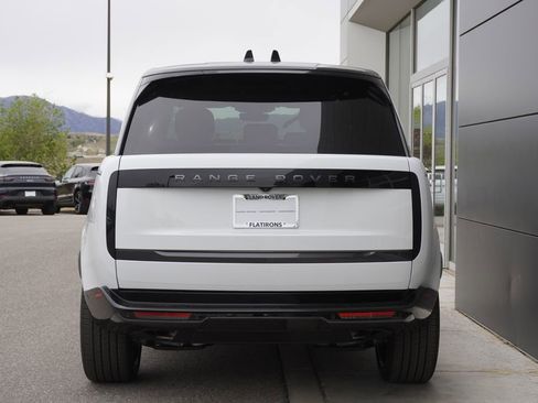 New 2026 Land Rover Range Rover Long Wheelbase SE AWD/4WD image 6