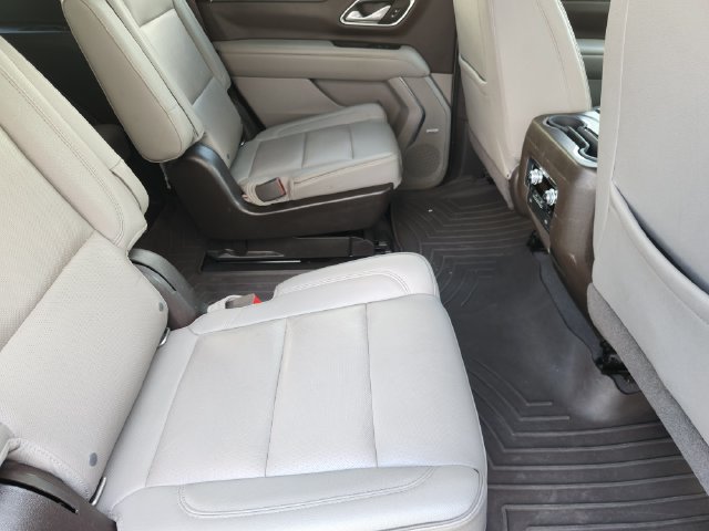 Used 2021 GMC Yukon SLT w/ SLT Luxury Package RWD image 31