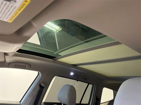 Certified 2021 Volkswagen Atlas SEL Premium image 29