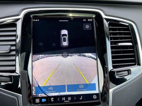 Used 2024 Volvo XC90 B6 Plus w/ Protection Package Premier image 21