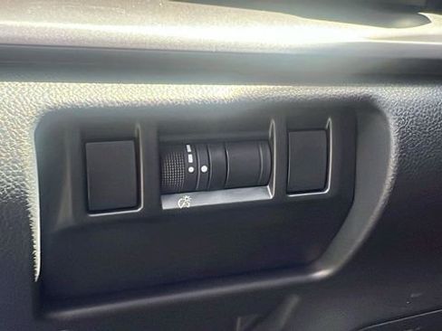 Certified 2025 Subaru Impreza 2.0i Sport AWD/4WD image 12