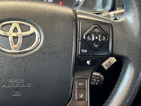 Certified 2021 Toyota 4Runner Venture w/ Moonroof Package AWD/4WD image 28