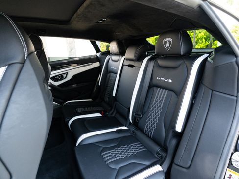 Used 2023 Lamborghini Urus S AWD/4WD image 84