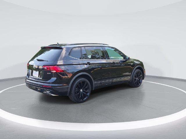 Used 2021 Volkswagen Tiguan SE R-Line AWD/4WD image 8