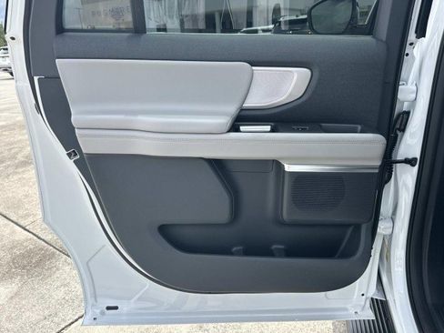 New 2026 Ford Expedition Max Active RWD image 21