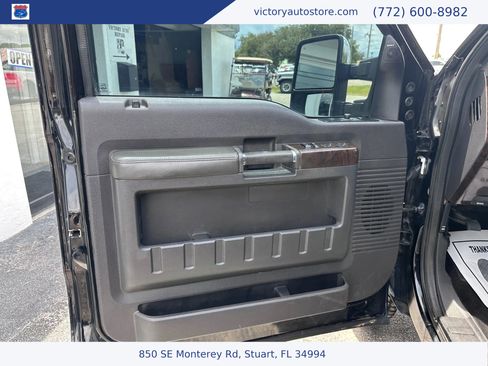 Used 2016 Ford F350 Platinum w/ FX4 Off-Road Package image 24