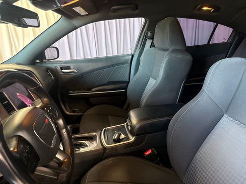 Used 2021 Dodge Charger R/T w/ Performance Handling Group RWD image 19
