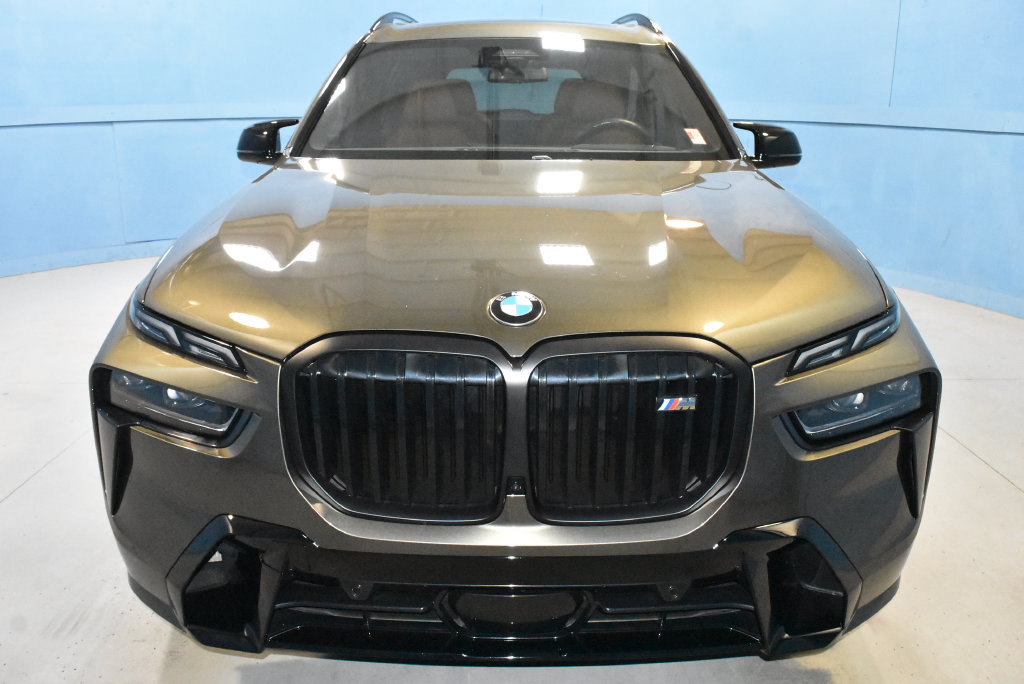 Used 2025 BMW X7 M60i AWD/4WD image 25
