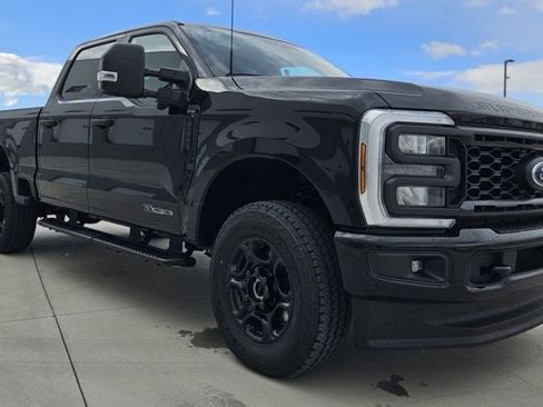 New 2026 Ford F350 4x4 Crew Cab Super Duty image 7